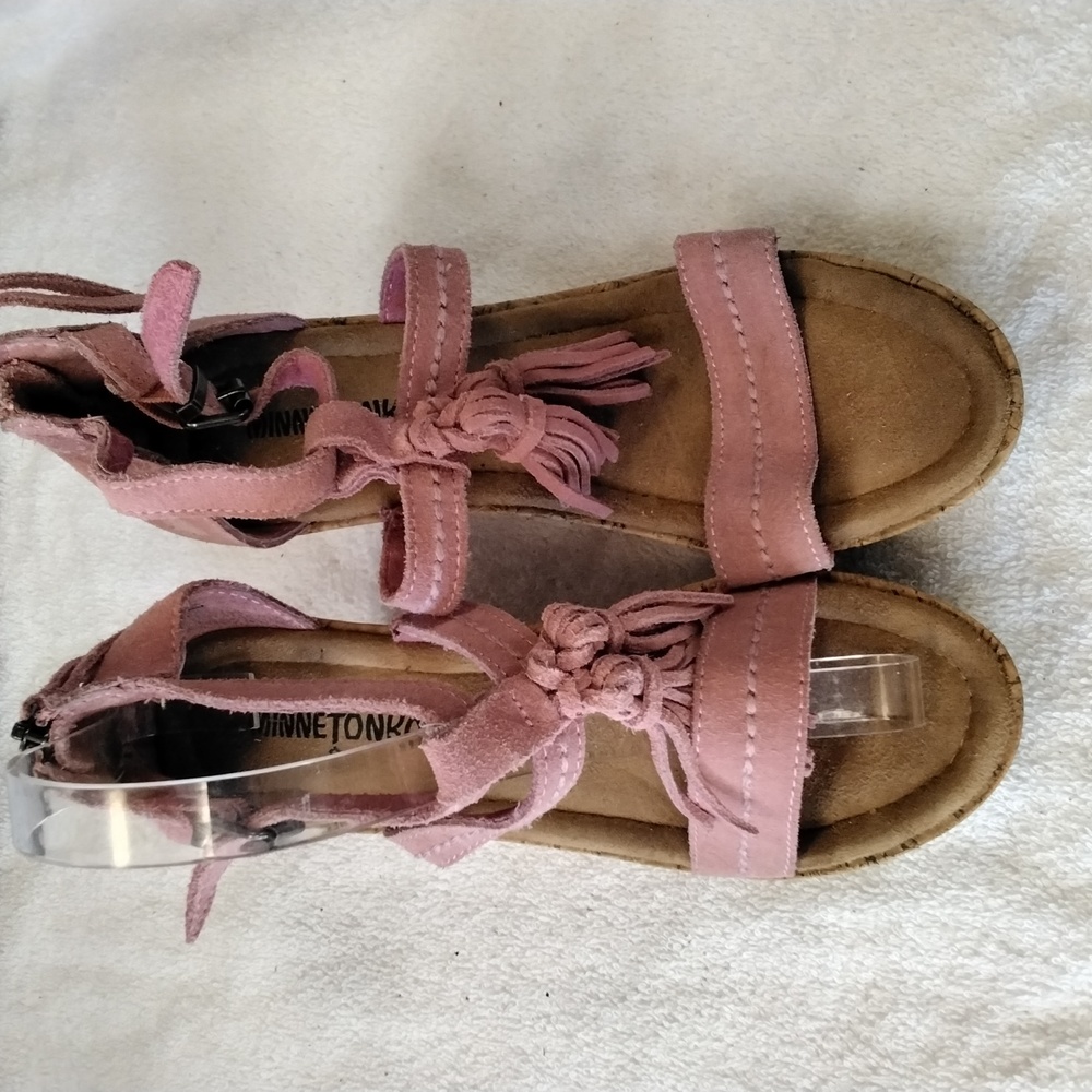 Minnetonka wedge - Picture 2 of 8